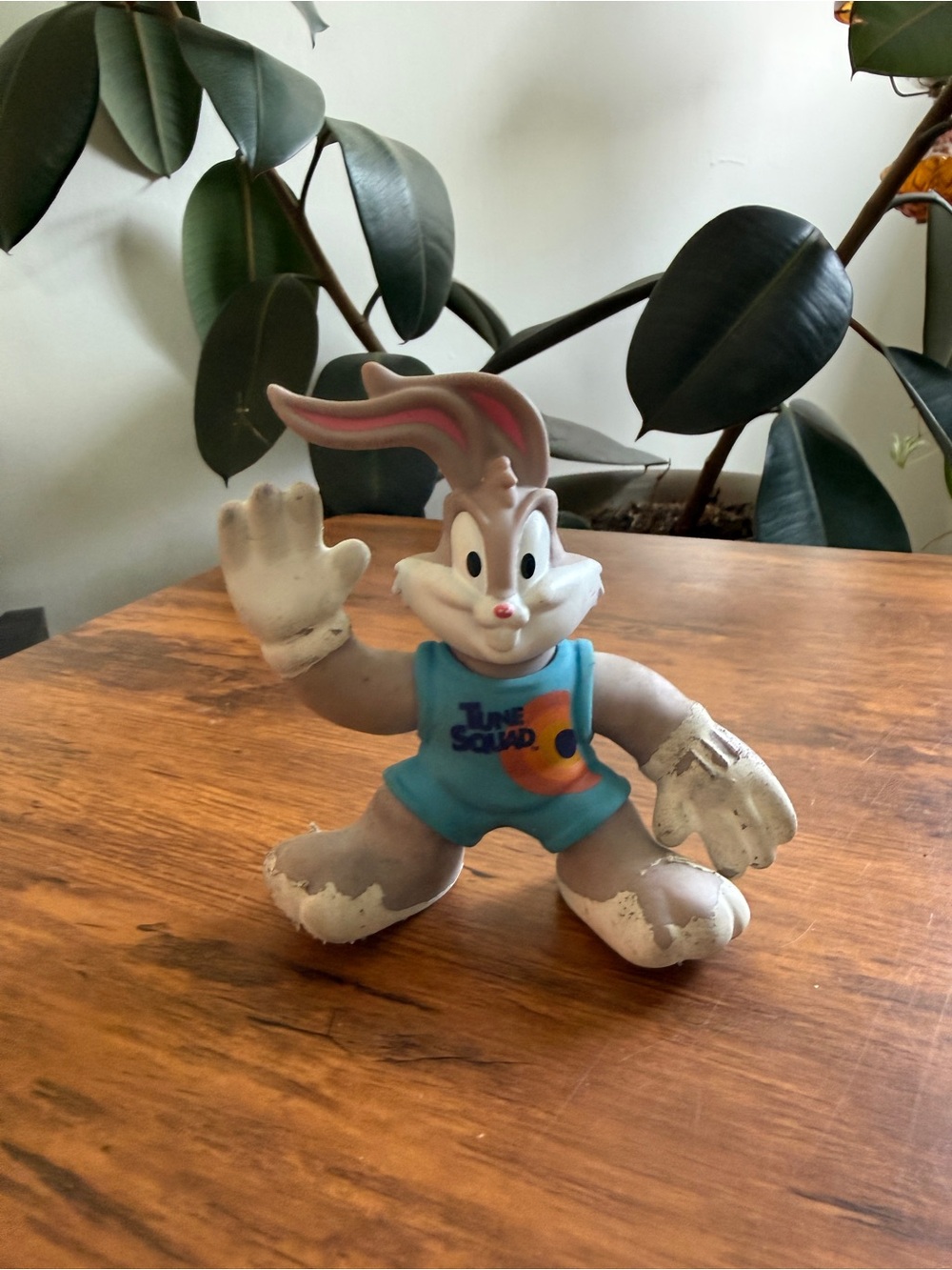 Bugs Bunny Tune Squad Gel Figure - Blue Outfit